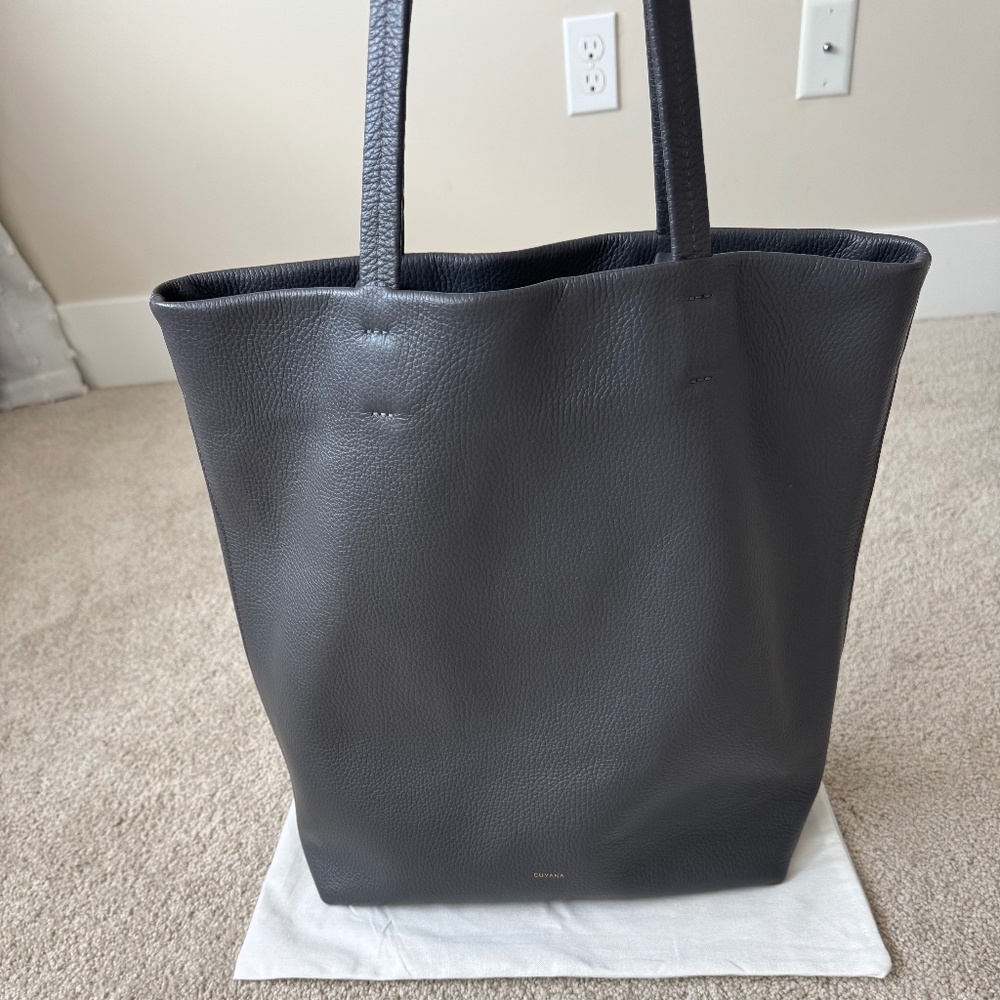 NWOT Cuyana Tall Easy Tote, Charcoal